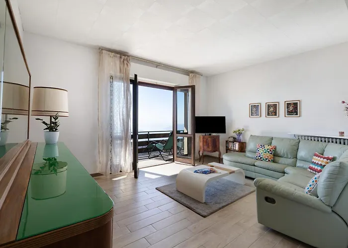 Lägenhet Bella Vista